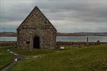 Were King Giric and King Eochaid buried on Iona