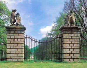 Traquair House Bear Gates