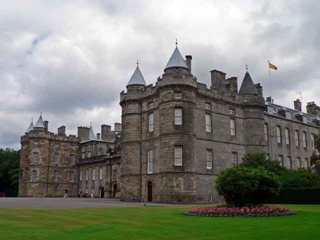 palace of holyroodhouse