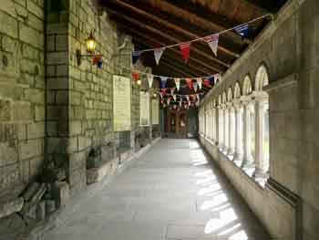 paisley abbey cloisters
