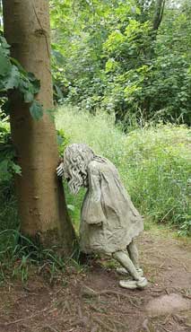 Weeping girl, Jupiter Artland