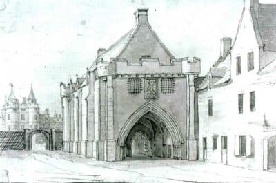 Holyrood gateway