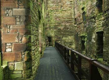 Linlithgow Palace walkway
