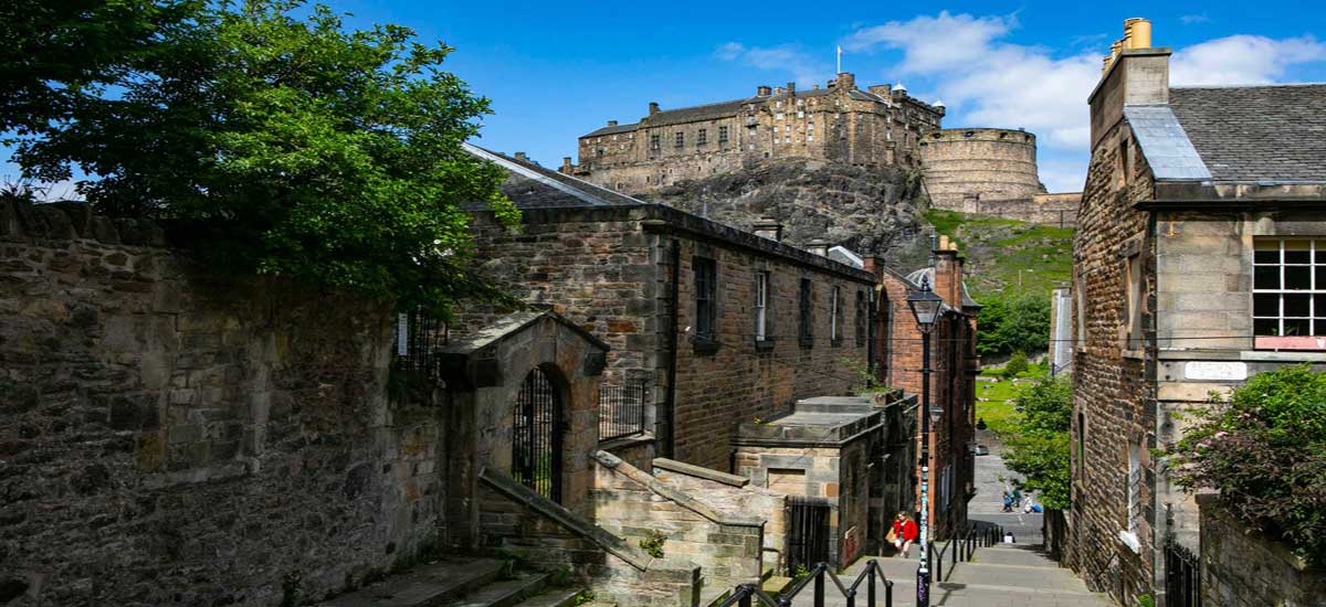 The Vennel, looking to Edinburgh Castle