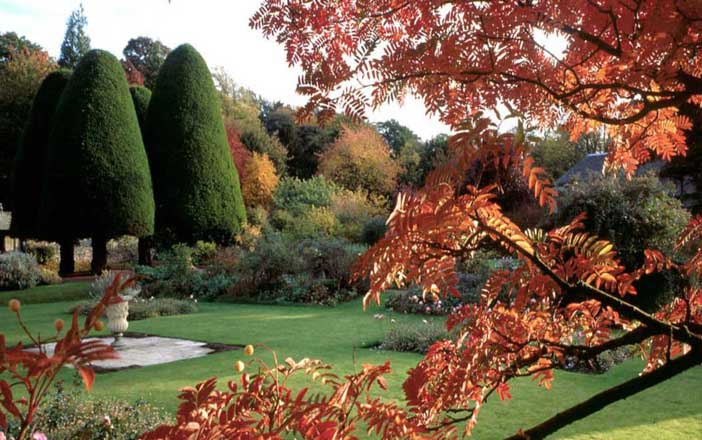 NTS Edinburgh Malleny Garden